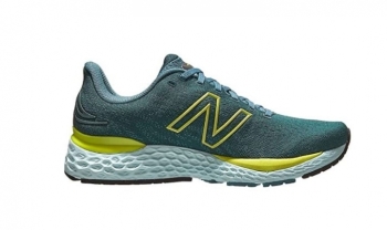 New Balance M880D11 Herren 42,5 / dunkelgrün