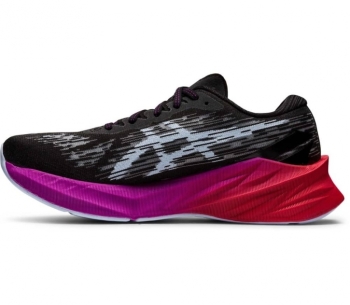 Asics Novablast 3 Damen 41,5 / schwarz-lila
